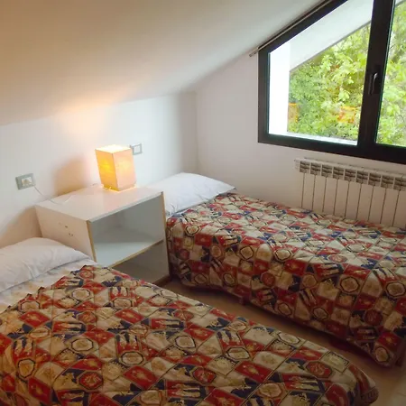 Alojamento de Acomodação e Pequeno-almoço L'intrigante