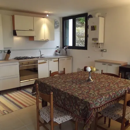 Alojamento de Acomodação e Pequeno-almoço L'intrigante 3*