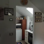 L'intrigante 3*