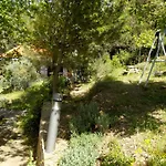 L'intrigante 3*
