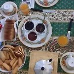 L'intrigante Bed & Breakfast