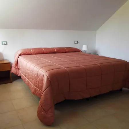 L'intrigante Nocleg ze śniadaniem 3*